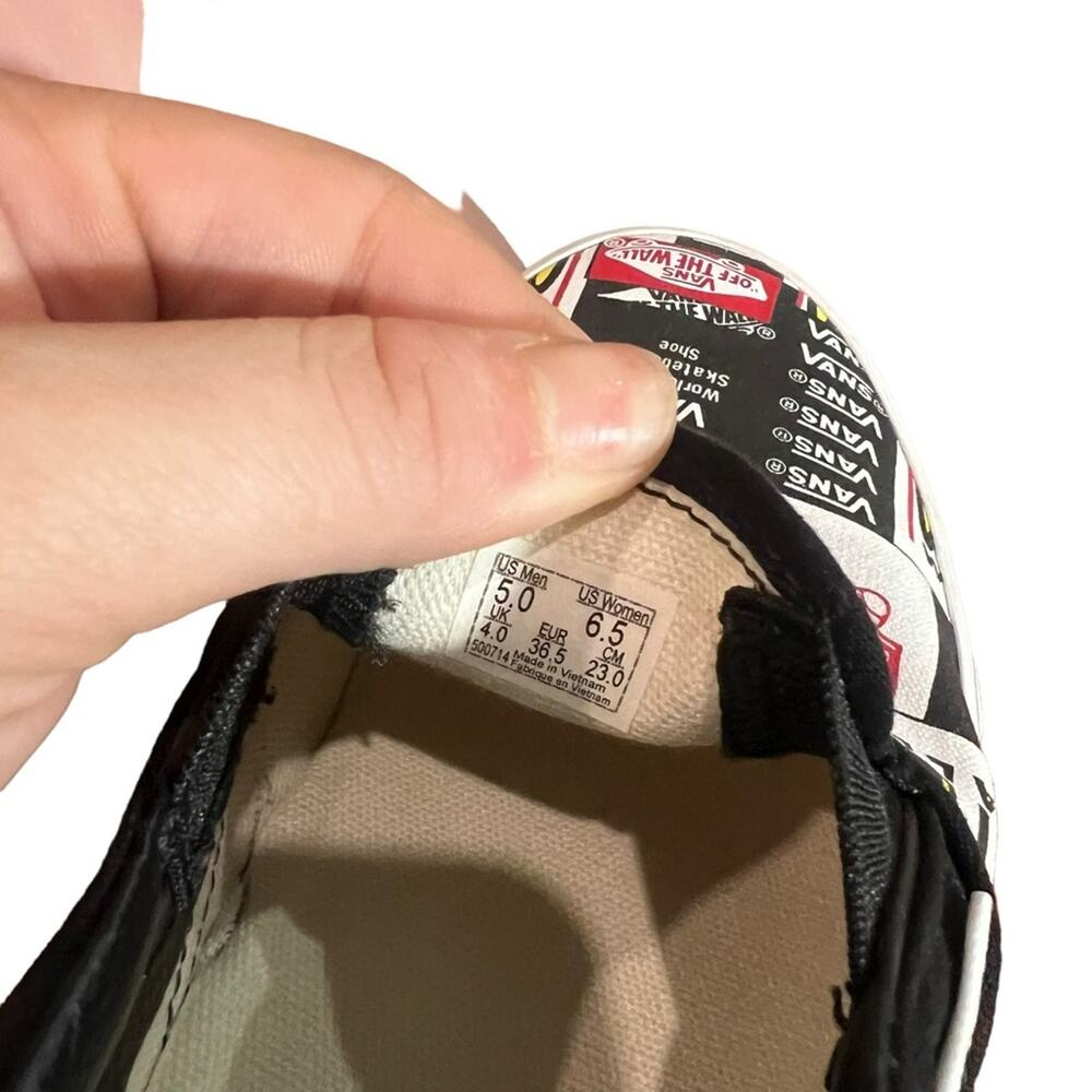 Vans Classic Slip-On Sneakers Black True White Logo Print Men's 5/ Women's 6.5 - Picture 8 of 9